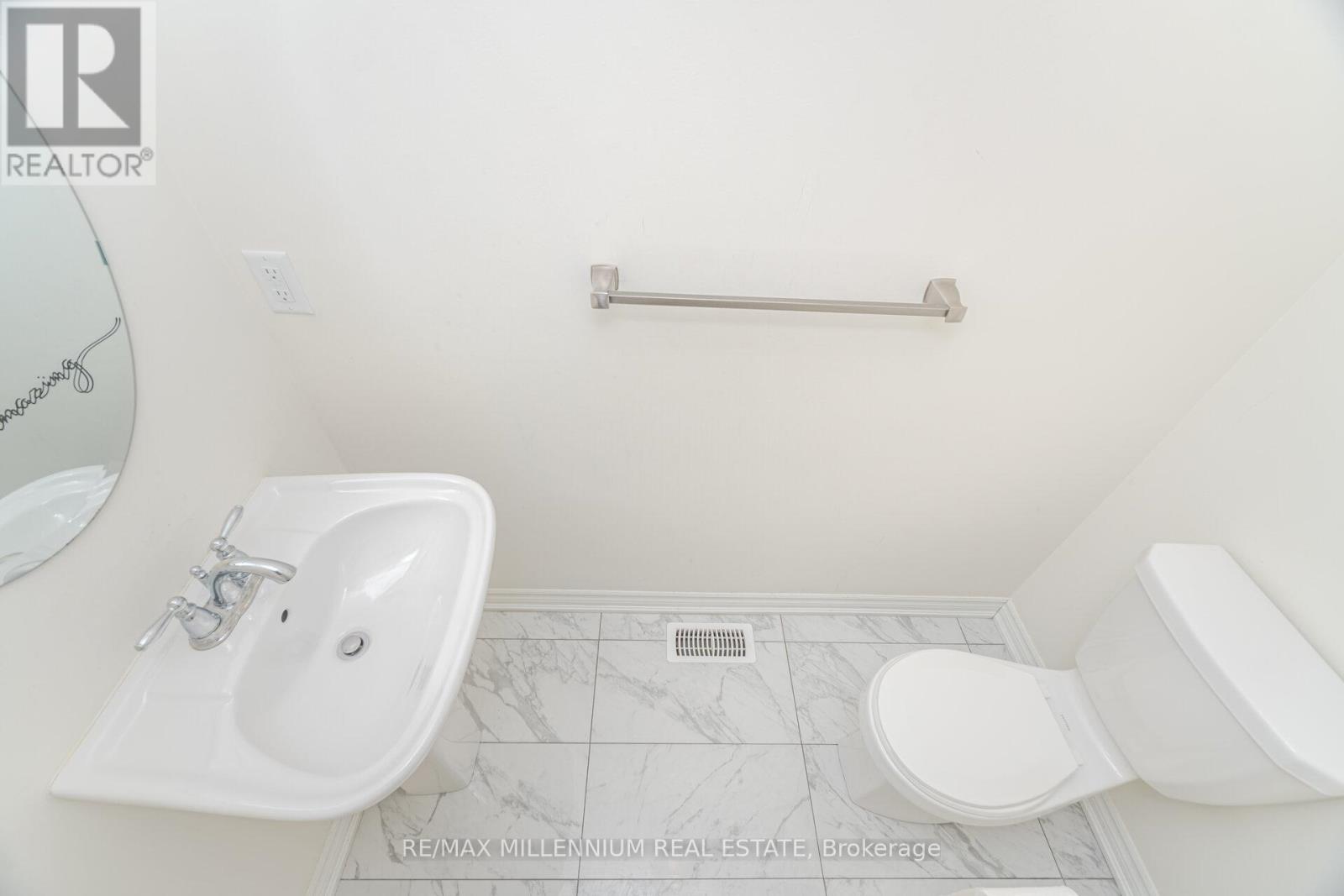 3 Neil Promenade, Caledon, Ontario  L7C 4H6 - Photo 23 - W12343014