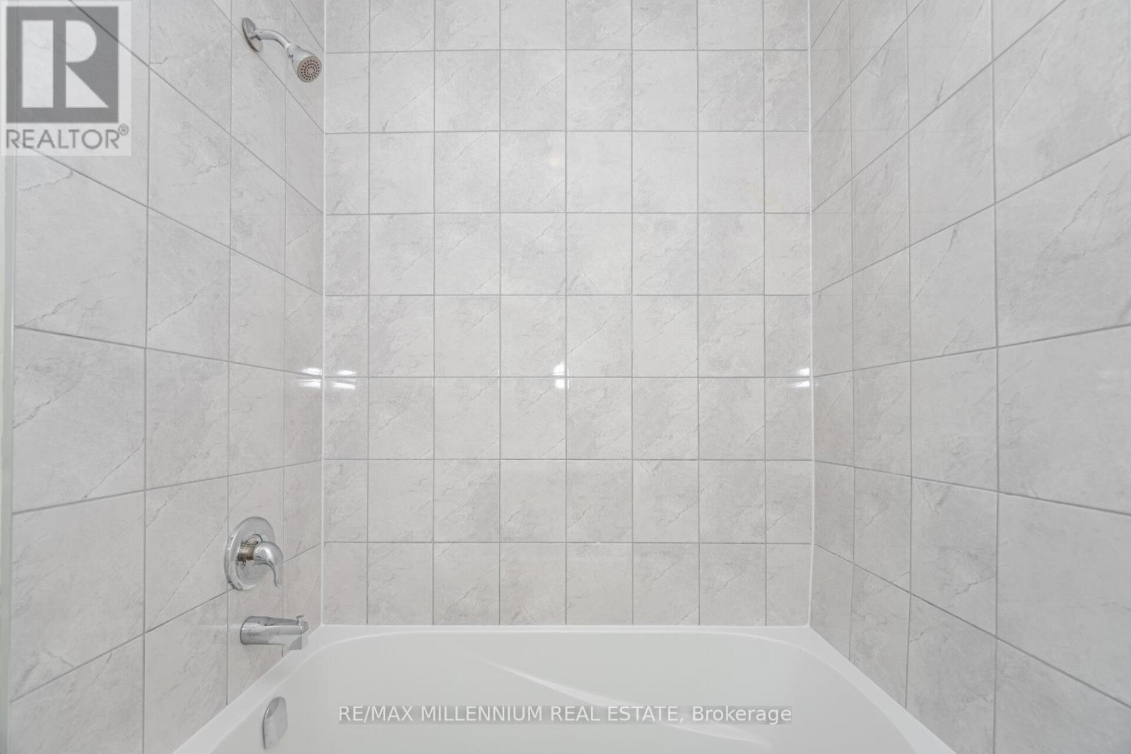 3 Neil Promenade, Caledon, Ontario  L7C 4H6 - Photo 42 - W12343014