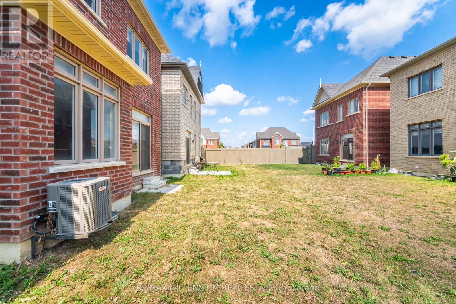 3 Neil Promenade, Caledon, Ontario  L7C 4H6 - Photo 49 - W12343014
