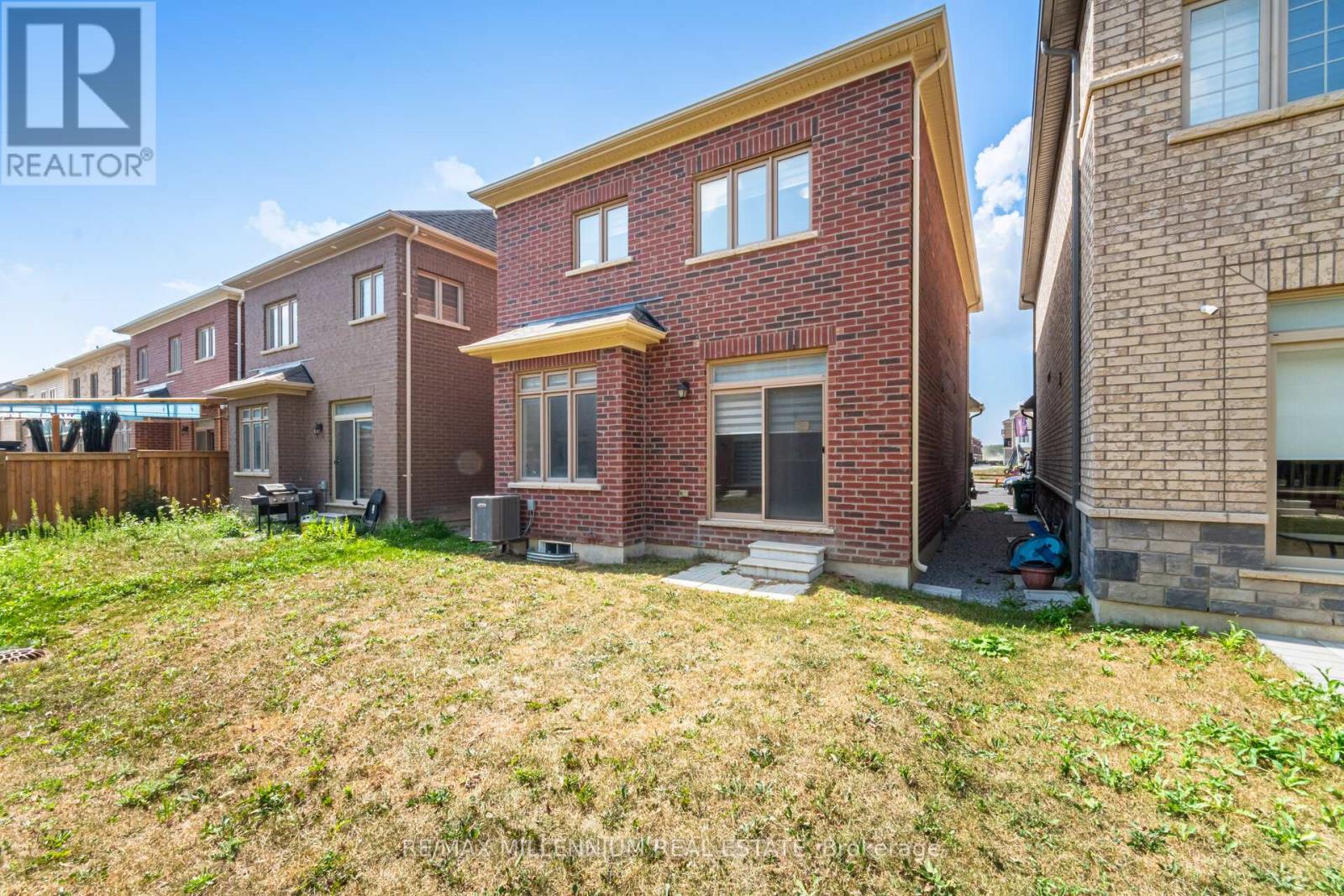 3 Neil Promenade, Caledon, Ontario  L7C 4H6 - Photo 50 - W12343014