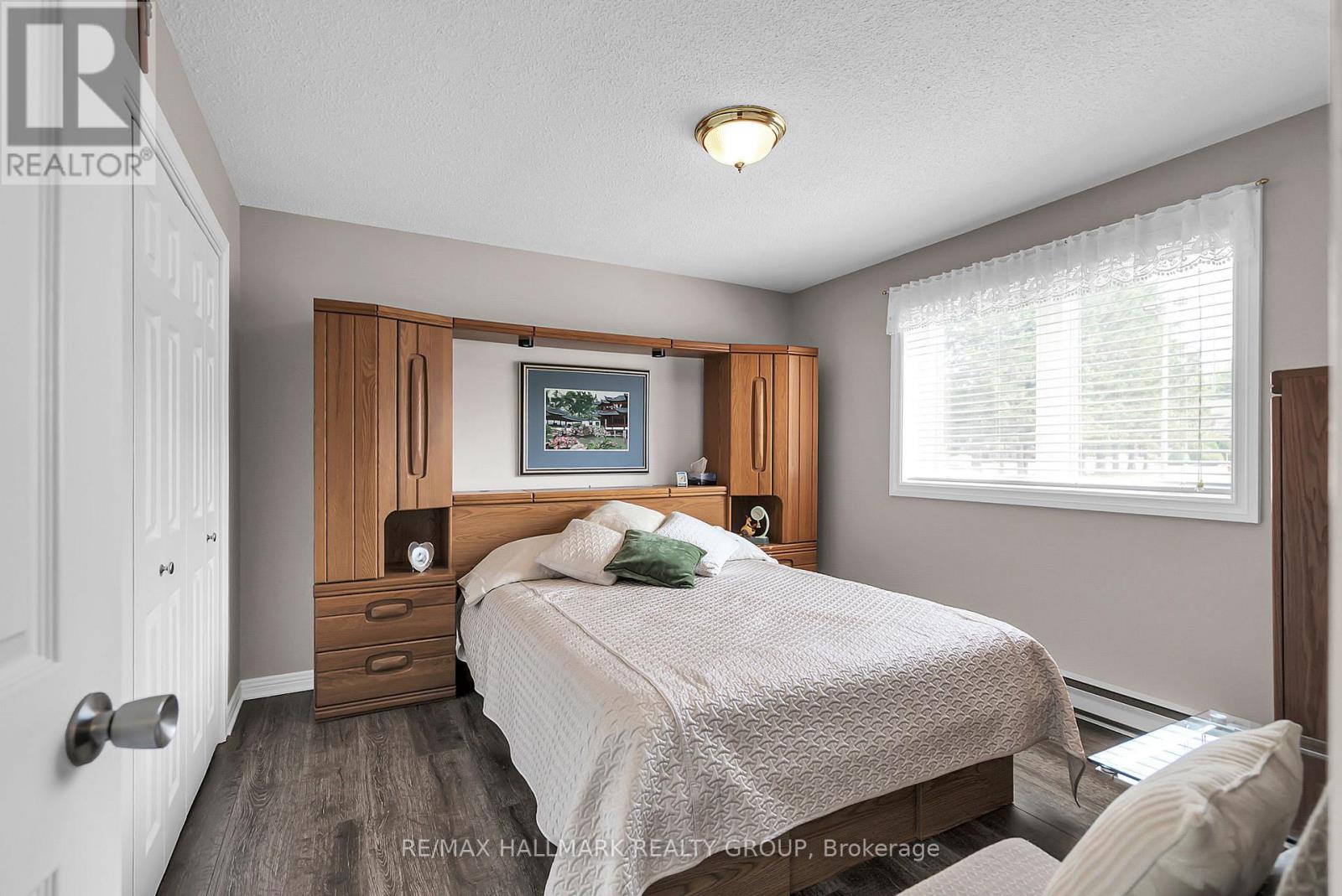 656 Ch Station Road, Alfred And Plantagenet, Ontario  K0B 1A0 - Photo 14 - X12343080