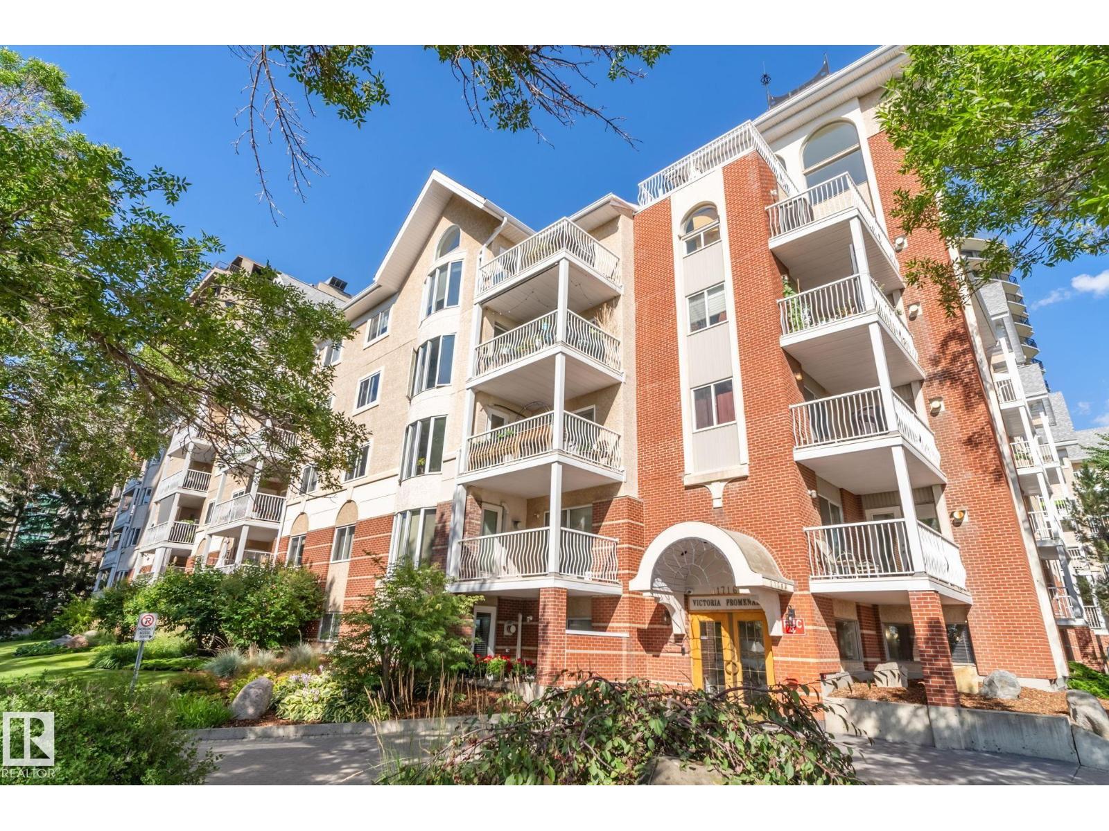 #405 11716 100 AV NW, Edmonton, Alberta