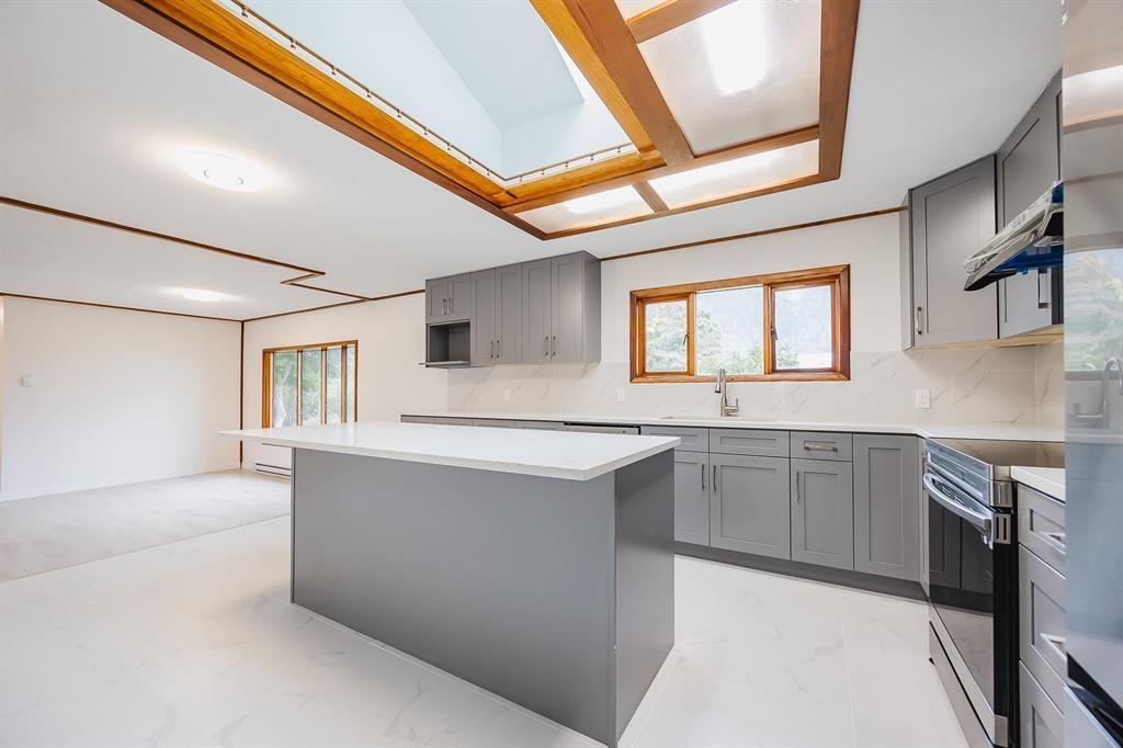 38531 Old Yale Road, Abbotsford, British Columbia  V3G 1X4 - Photo 3 - R3036687