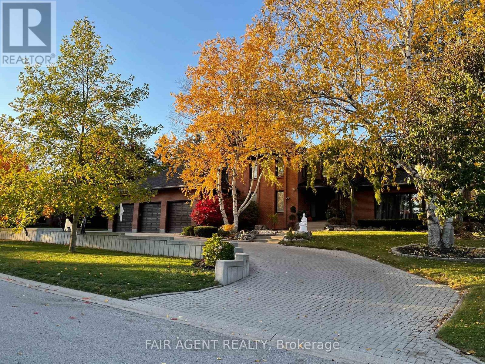 Property at 18 TOBIN COURT image 1