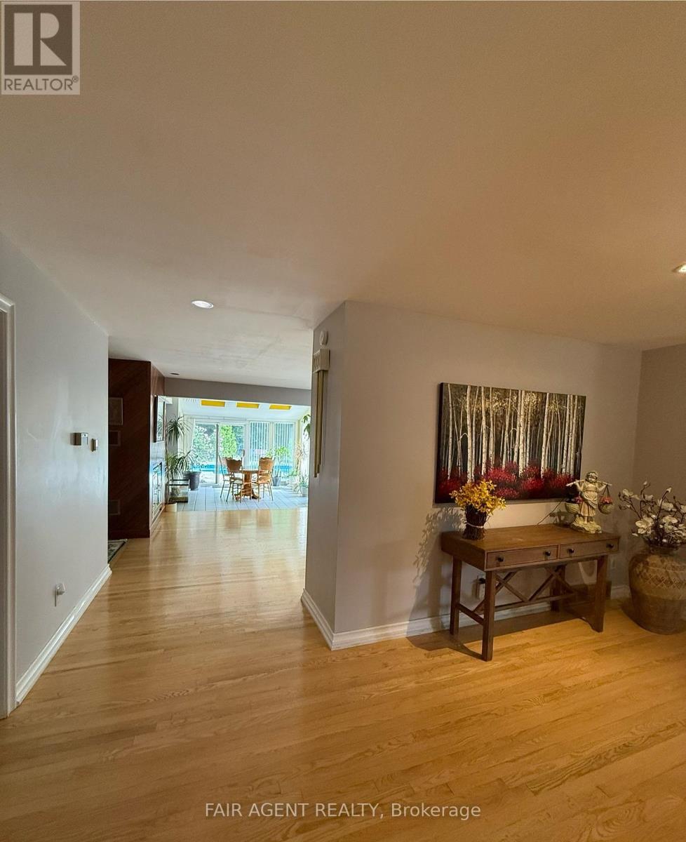 Property at 18 TOBIN COURT image 3