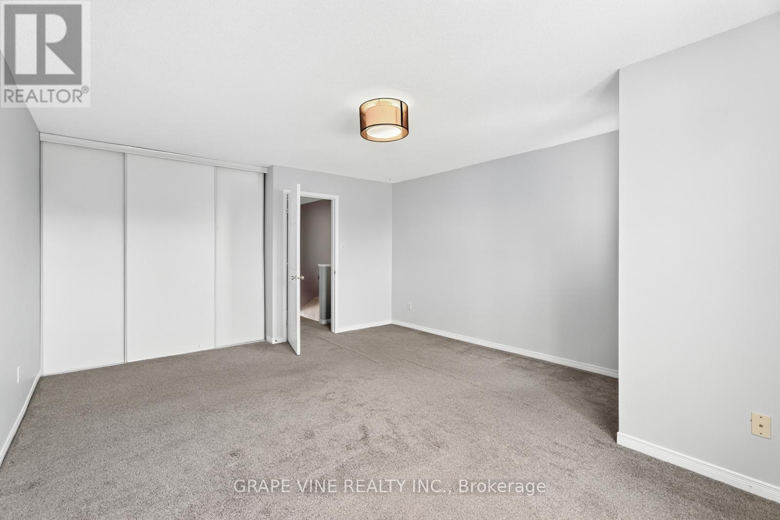 21 Scout Street, Ottawa, Ontario  K2C 4B9 - Photo 22 - X12343091