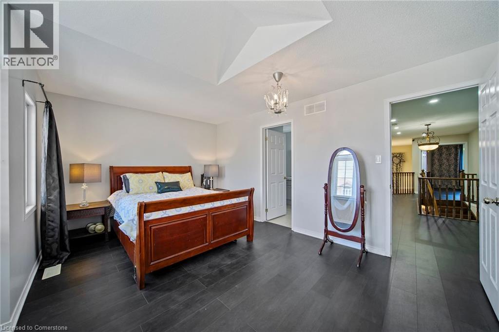 70 Fortissimo Drive, Hamilton, Ontario  L9C 0B8 - Photo 24 - 40755612