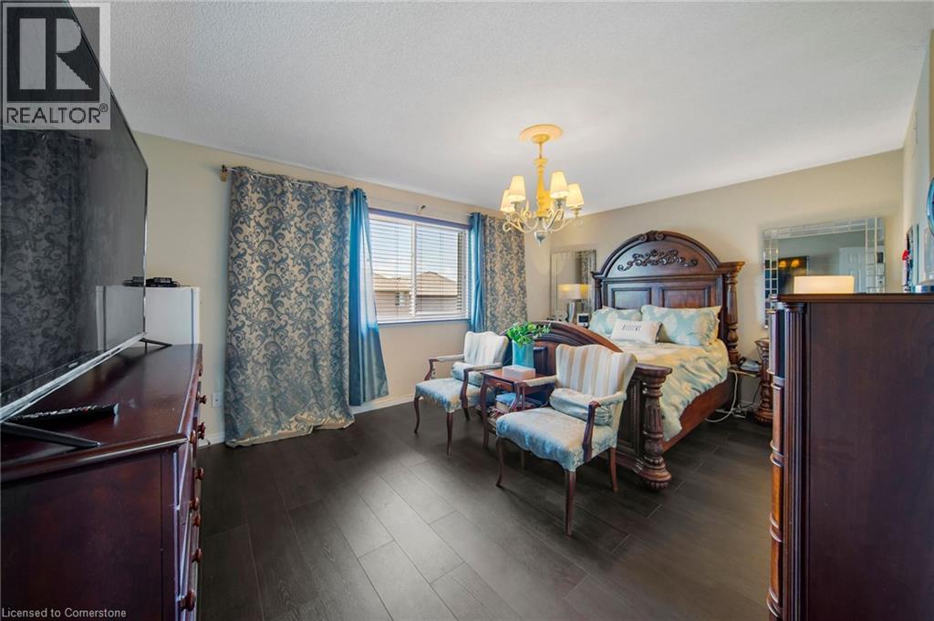 70 Fortissimo Drive, Hamilton, Ontario  L9C 0B8 - Photo 33 - 40755612