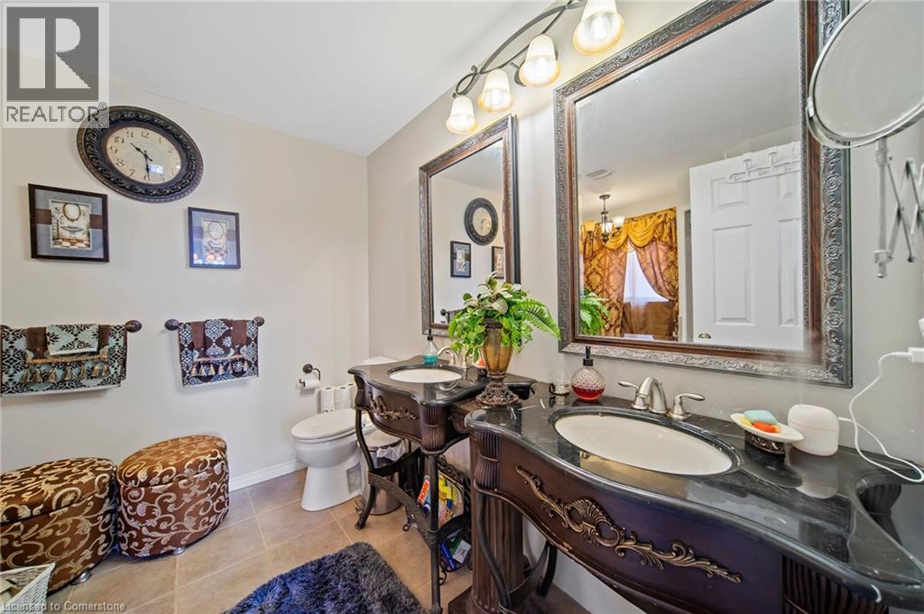 70 Fortissimo Drive, Hamilton, Ontario  L9C 0B8 - Photo 35 - 40755612