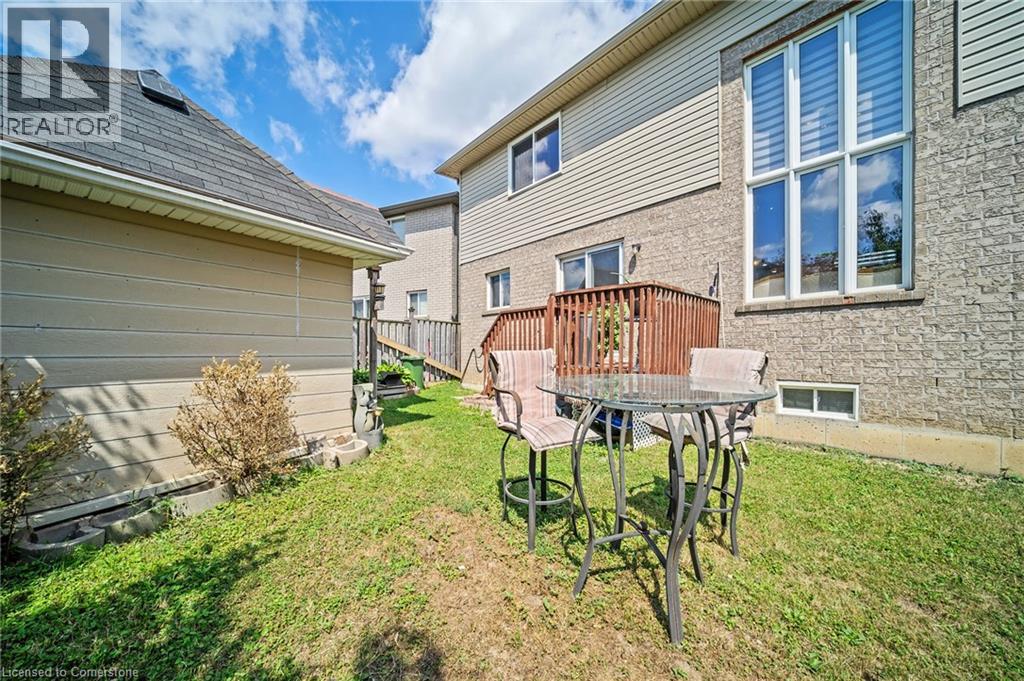 70 Fortissimo Drive, Hamilton, Ontario  L9C 0B8 - Photo 36 - 40755612