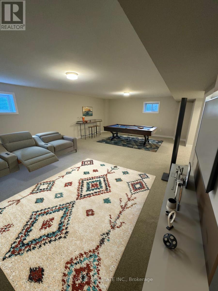 110 Hackamore Crescent, Ottawa, Ontario  K0A 2Z0 - Photo 16 - X12343068