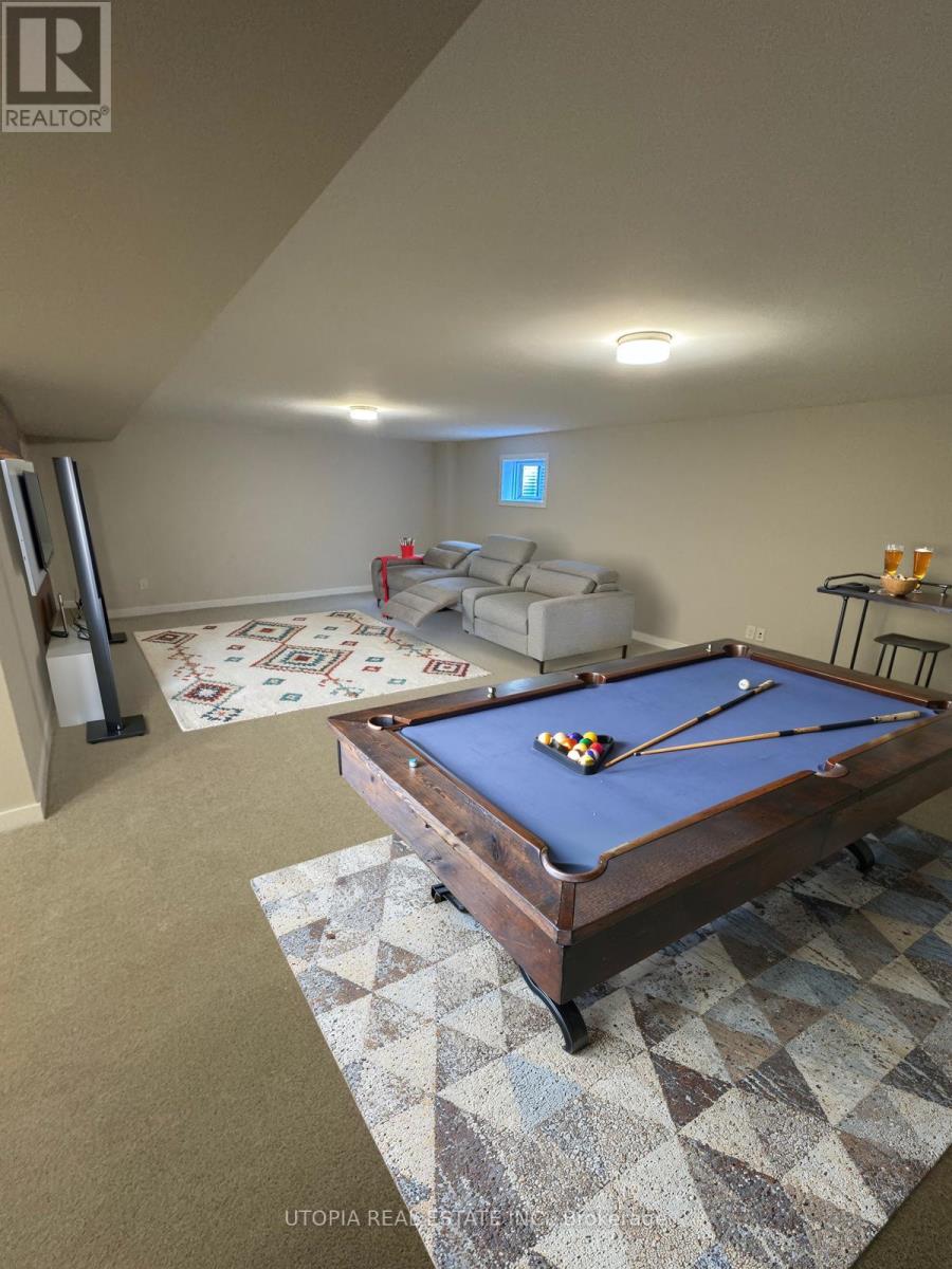 110 Hackamore Crescent, Ottawa, Ontario  K0A 2Z0 - Photo 17 - X12343068