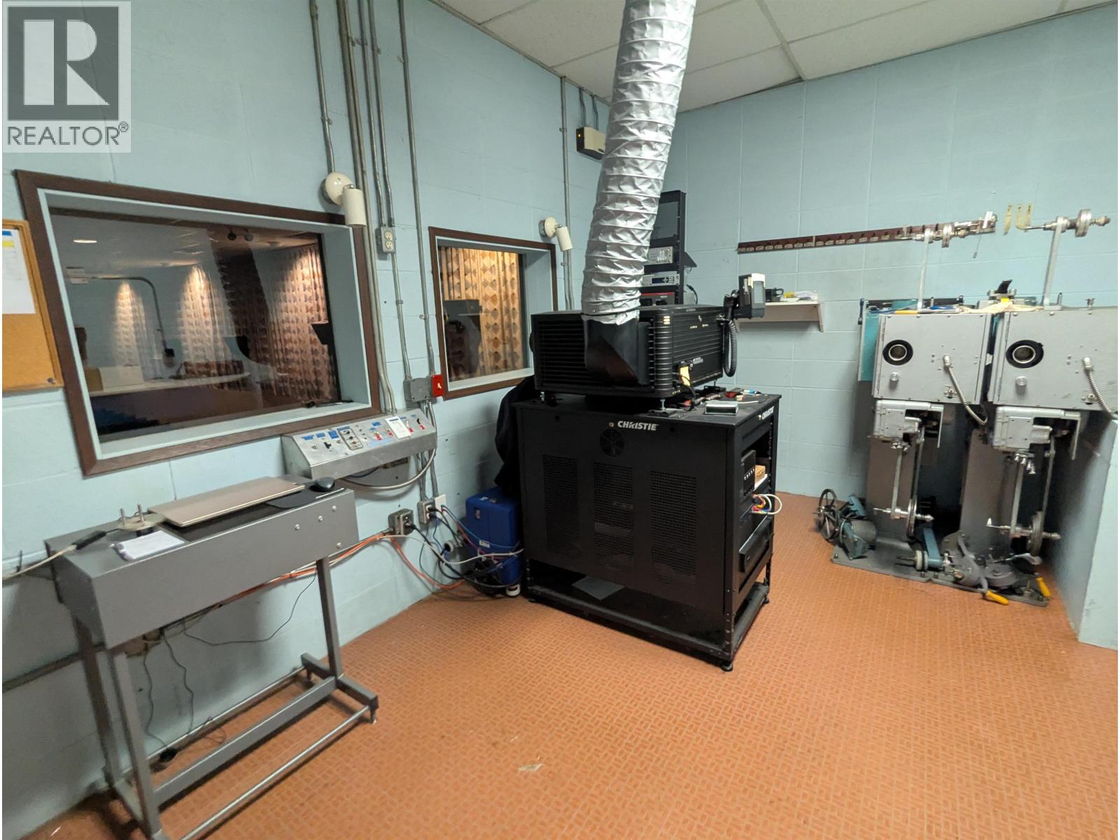 3731 Fourth Avenue, Smithers, British Columbia  V0J 2N3 - Photo 28 - C8071436