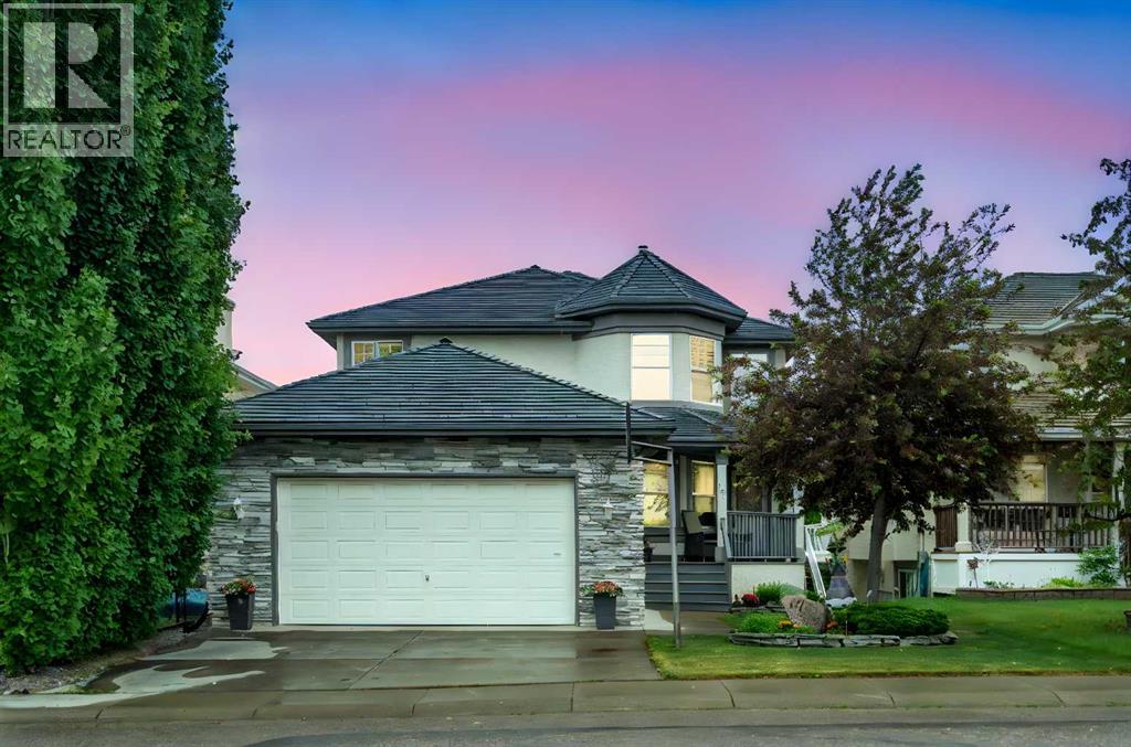 Property at 127 Citadel Grove NW image 1