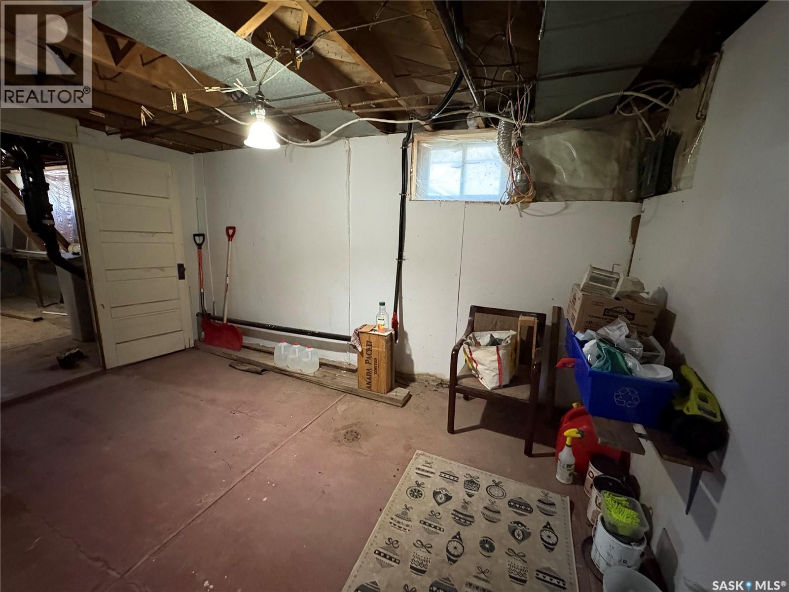 512 Centre Street, Assiniboia, Saskatchewan  S0H 0B0 - Photo 12 - SK015313