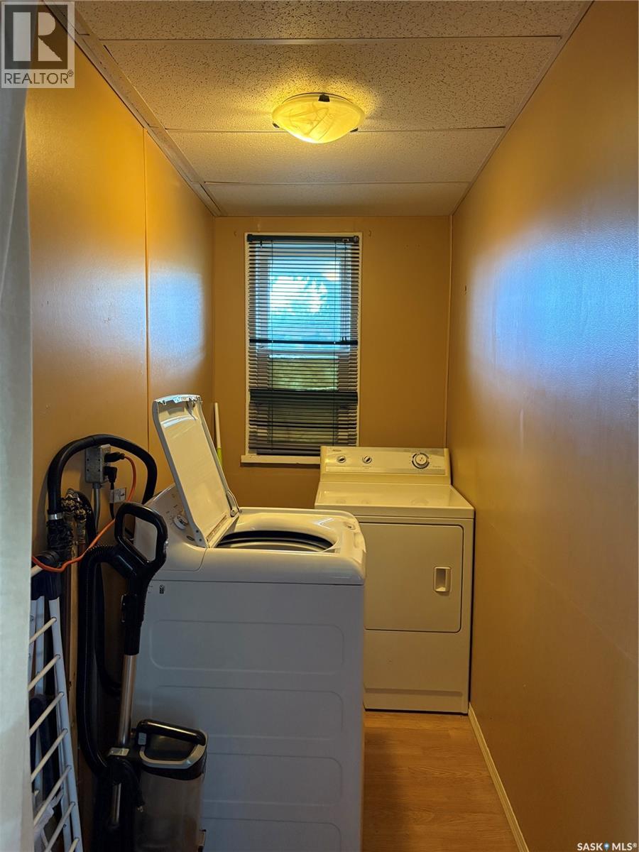 512 Centre Street, Assiniboia, Saskatchewan  S0H 0B0 - Photo 24 - SK015313