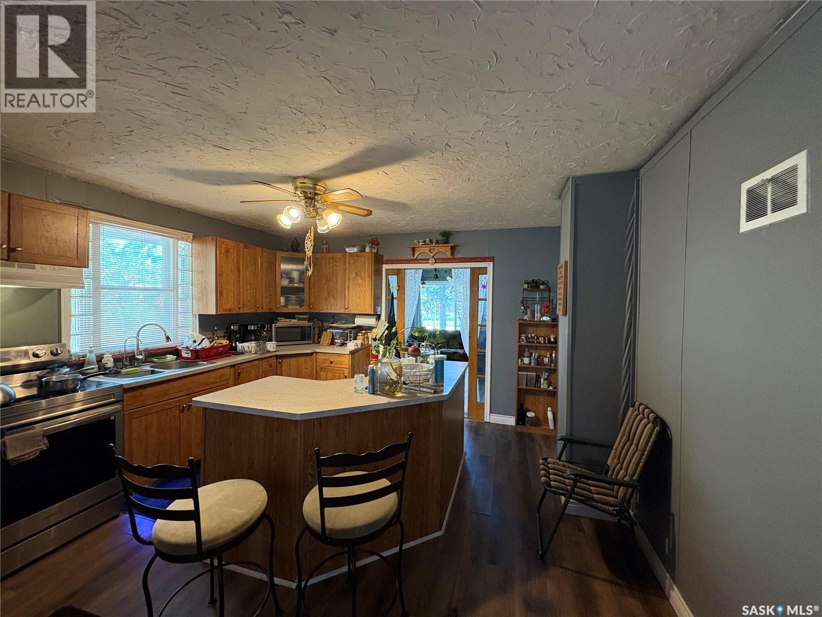 512 Centre Street, Assiniboia, Saskatchewan  S0H 0B0 - Photo 26 - SK015313