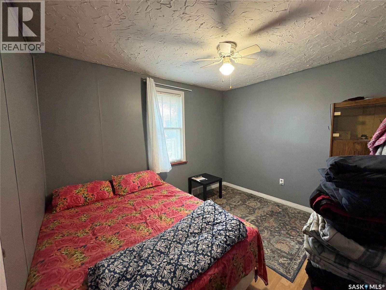 512 Centre Street, Assiniboia, Saskatchewan  S0H 0B0 - Photo 29 - SK015313