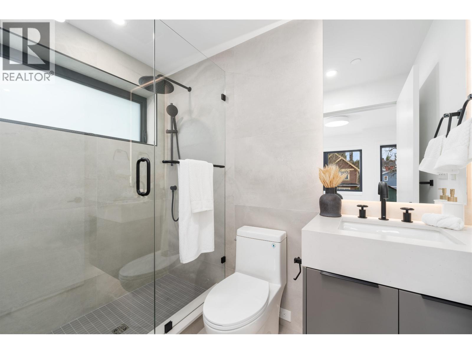1 3118 Windsor Street, Vancouver, British Columbia  V5T 4B1 - Photo 17 - R3037000