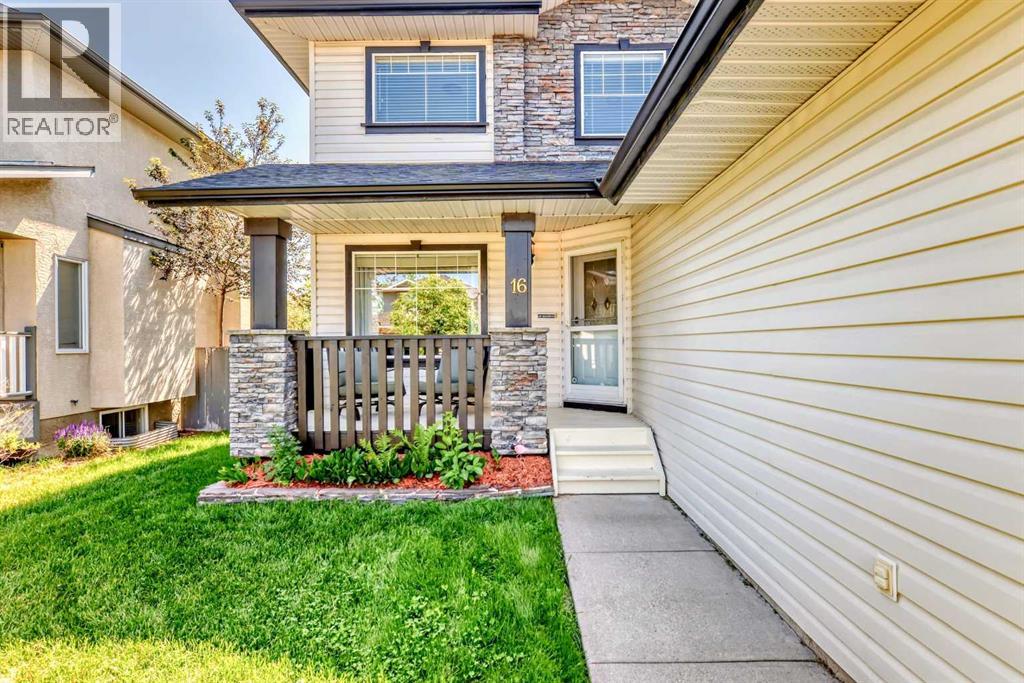 Property at 16 Cimarron Crescent image 2