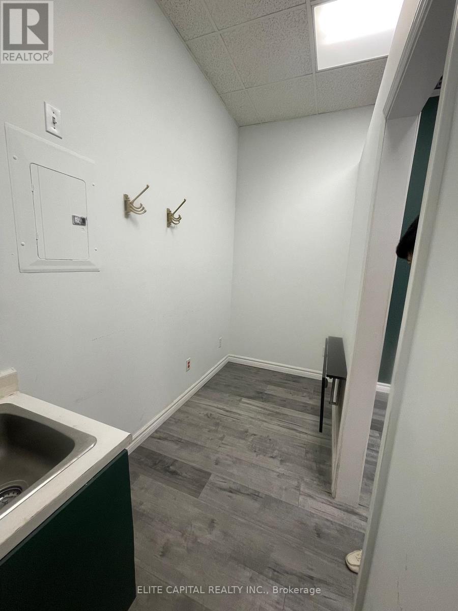 35 - 398 Ferrier Street, Markham (Milliken Mills West), Ontario  L3R 2Z5 - Photo 7 - N12343131