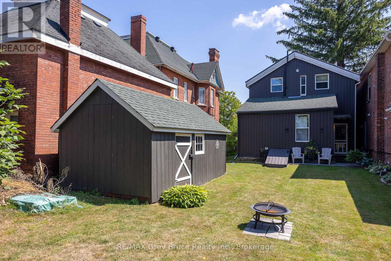 996 1st Avenue W, Owen Sound, Ontario  N4K 4K5 - Photo 7 - X12343157