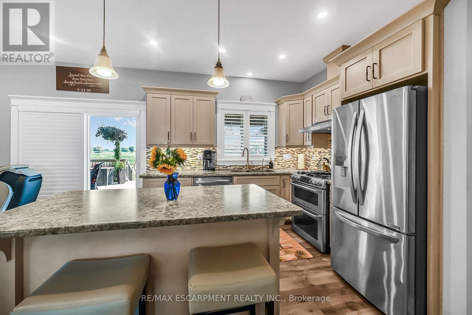 236 #55 Haldimand Road, Haldimand (Nanticoke), Ontario  N0A 1L0 - Photo 13 - X12343135