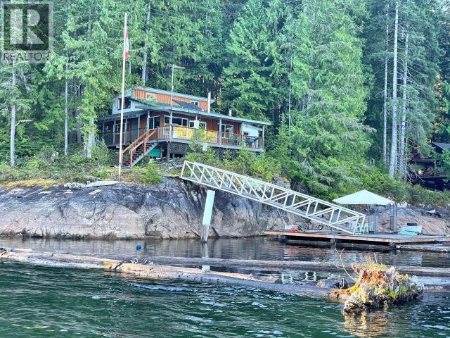 A-10640 POWELL LAKE, Powell River, British Columbia