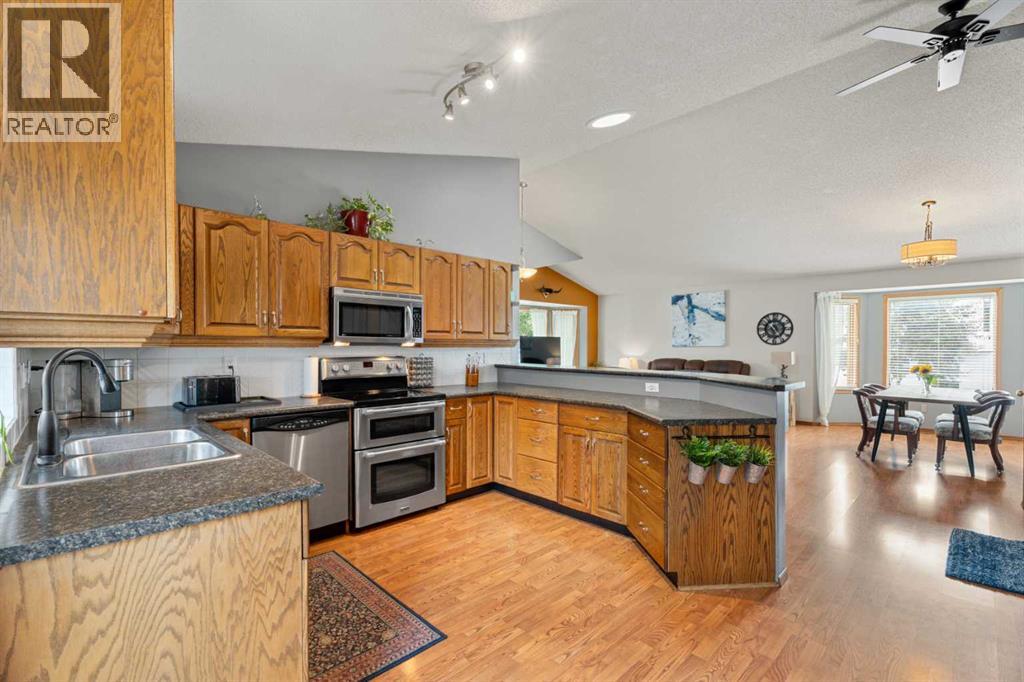 Property at 109 Downey Place image 3