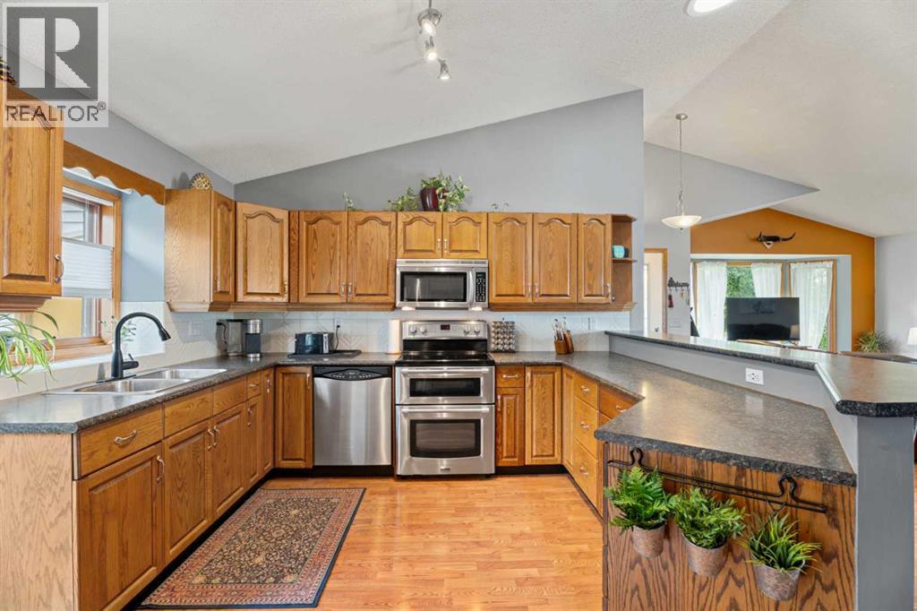 Property at 109 Downey Place image 4