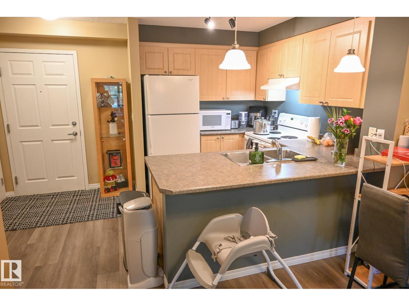 Property at #113 630 MCALLISTER LO SW image 3