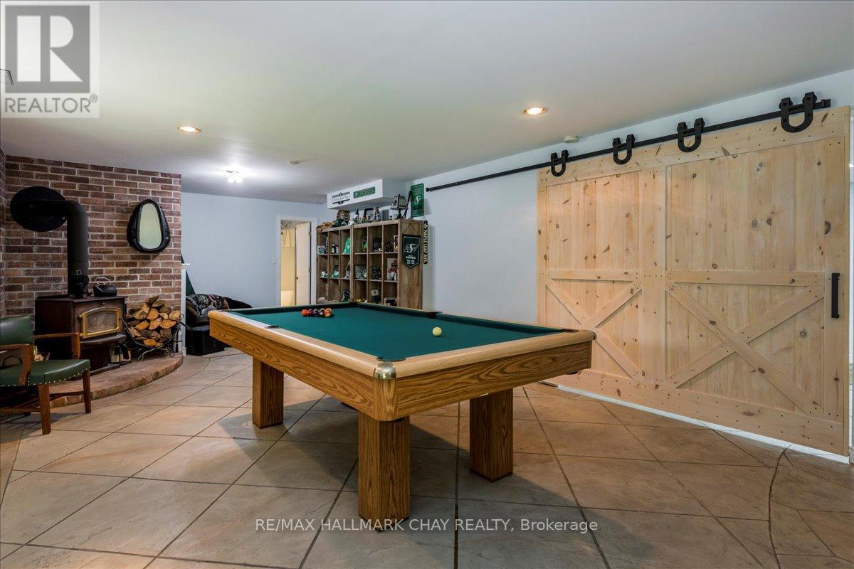 25222 Park Road, Georgina, Ontario  L0E 1R0 - Photo 19 - N12343166