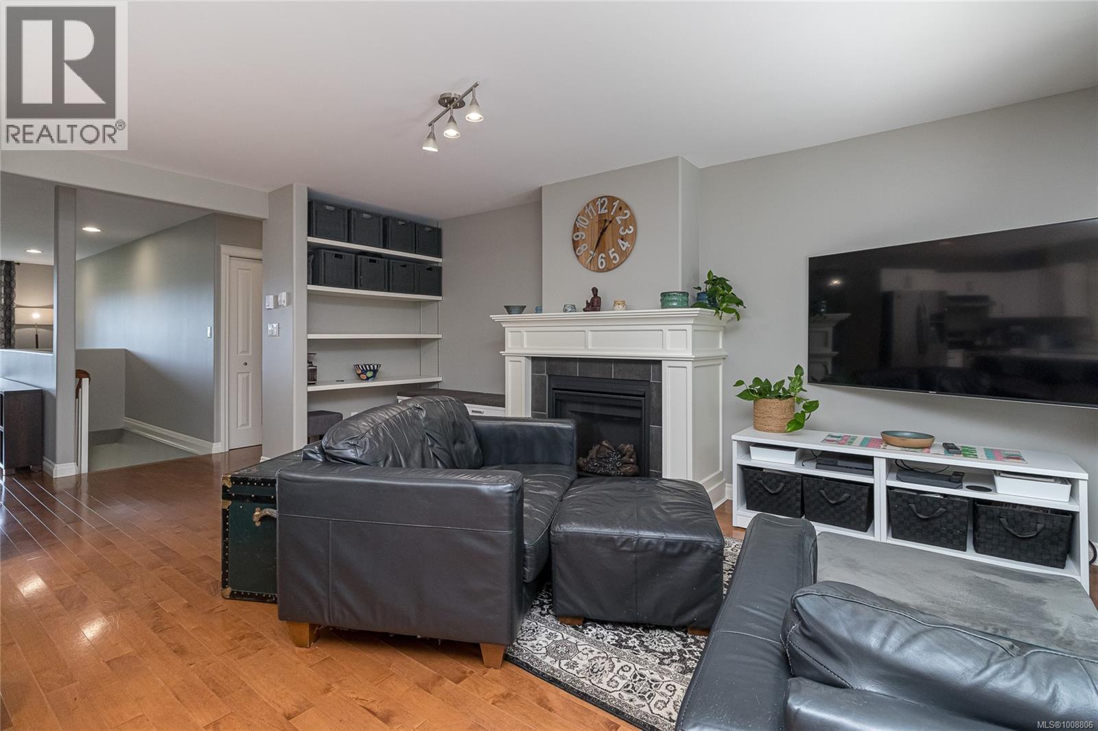 Property at 7360 Ridgedown Crt image 5