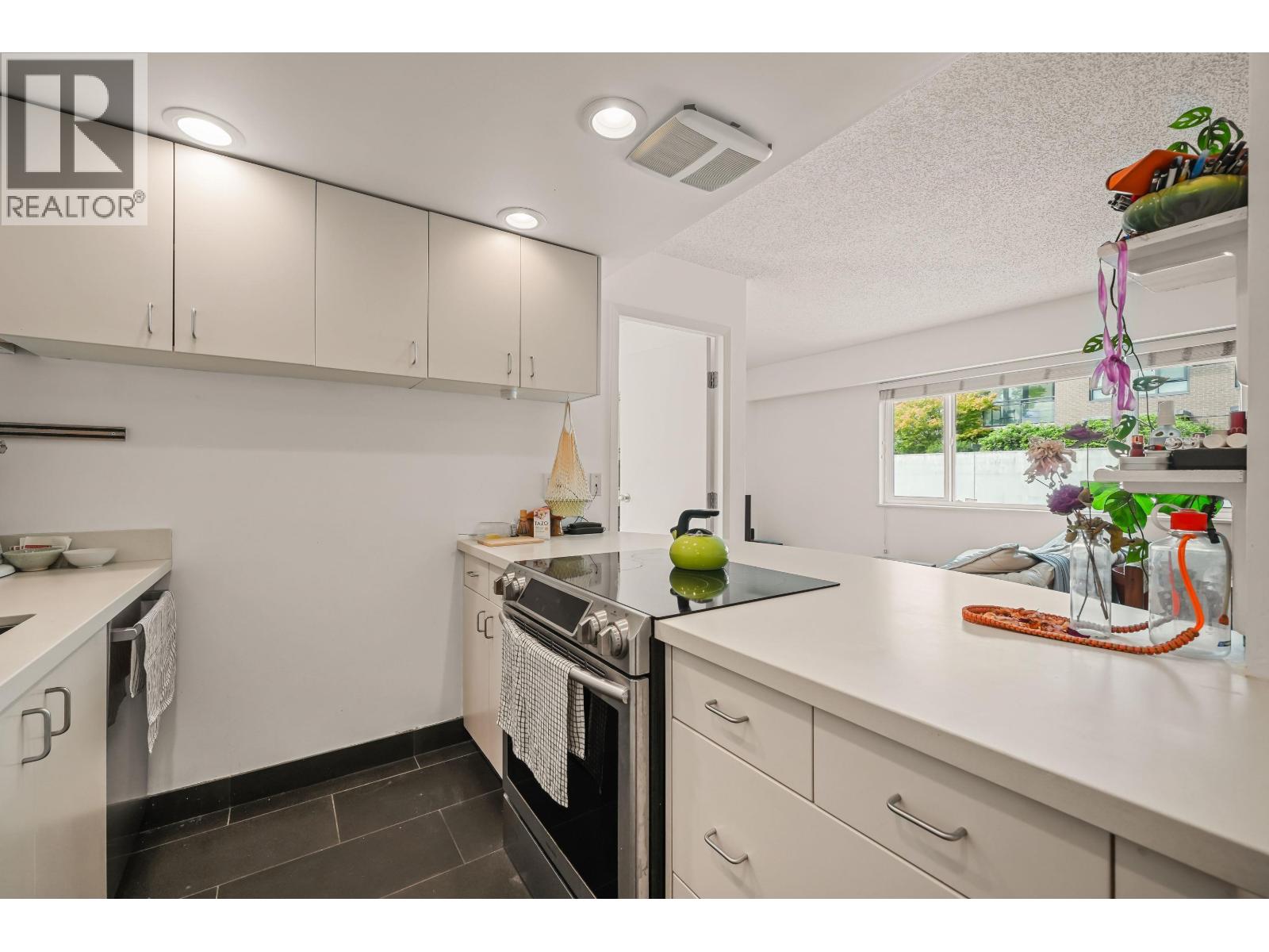 2 1235 W 10th Avenue, Vancouver, British Columbia  V6H 1J5 - Photo 5 - R3036402