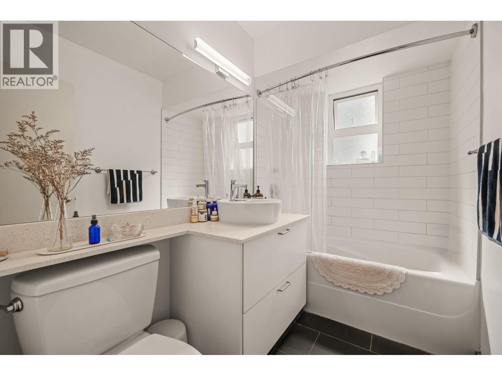 2 1235 W 10th Avenue, Vancouver, British Columbia  V6H 1J5 - Photo 15 - R3036402