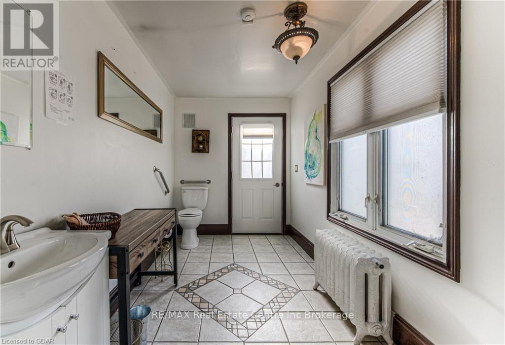 390 Main Street W, North Perth, Ontario  N4W 1A4 - Photo 13 - X10875438