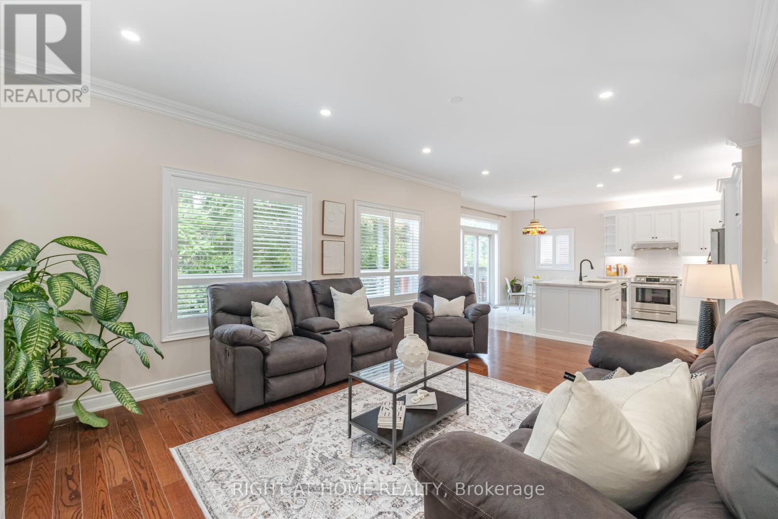 3737 Brinwood Gate, Mississauga (Churchill Meadows), Ontario  L5M 7G9 - Photo 18 - W12343180
