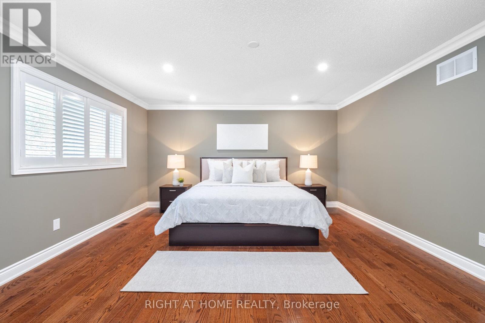 3737 Brinwood Gate, Mississauga (Churchill Meadows), Ontario  L5M 7G9 - Photo 25 - W12343180