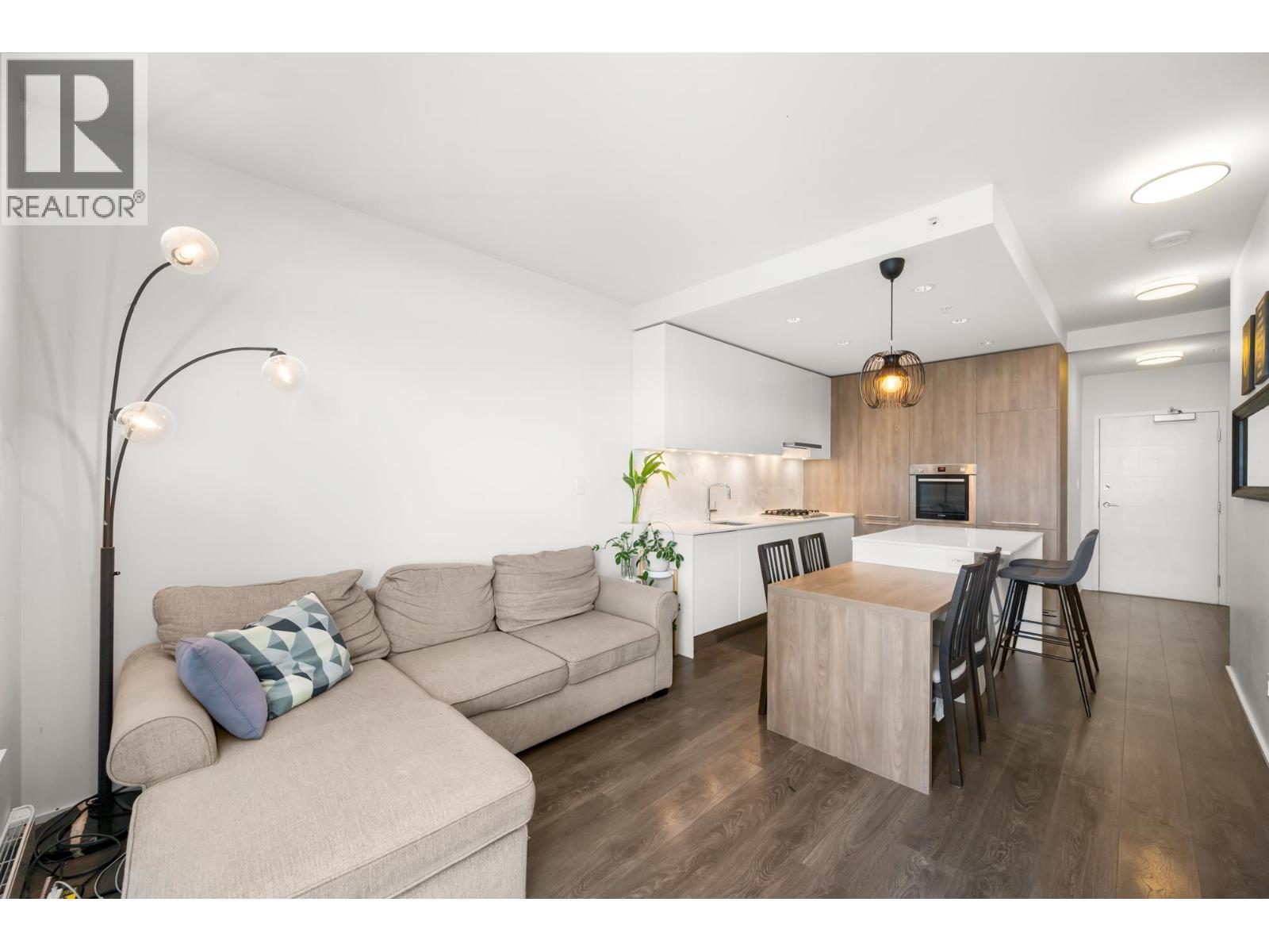 3208 1955 Alpha Way, Burnaby, British Columbia  V5C 0K6 - Photo 2 - R3036872