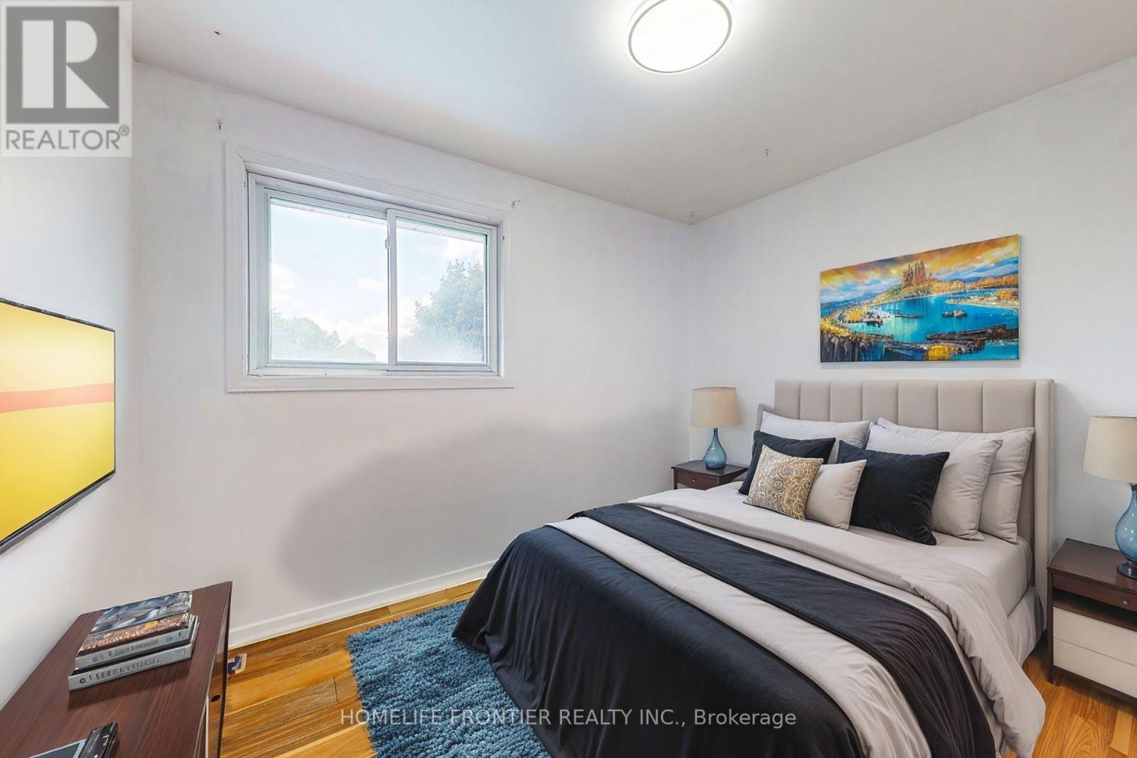 267 Grove Street E, Barrie, Ontario  L4M 2R2 - Photo 3 - S12343236
