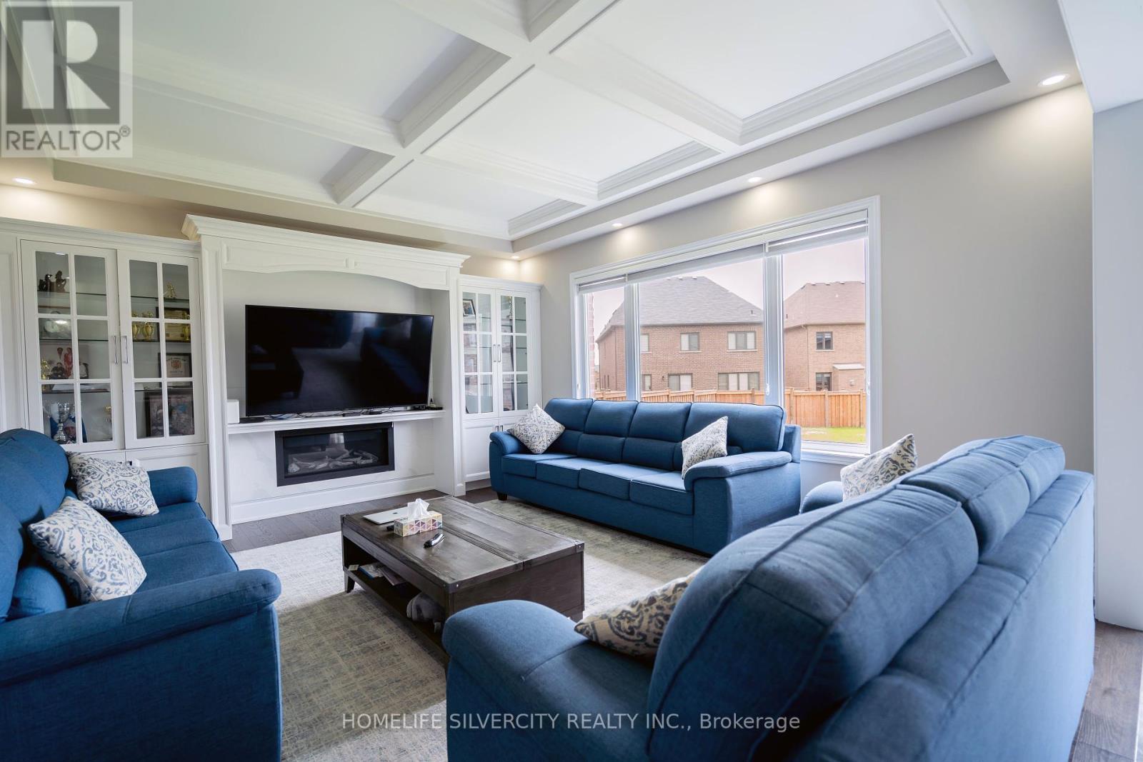 15 Moonstruck Street Ne, Caledon (Caledon East), Ontario  L7C 3A3 - Photo 16 - W12343232
