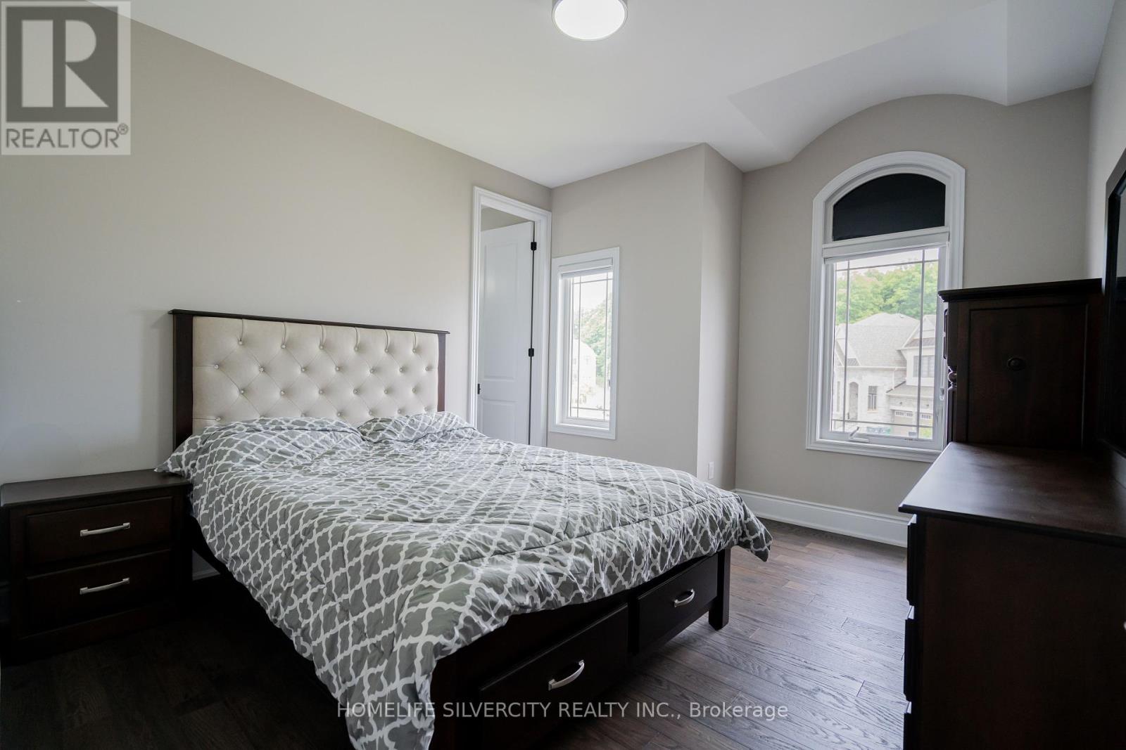 15 Moonstruck Street Ne, Caledon (Caledon East), Ontario  L7C 3A3 - Photo 18 - W12343232