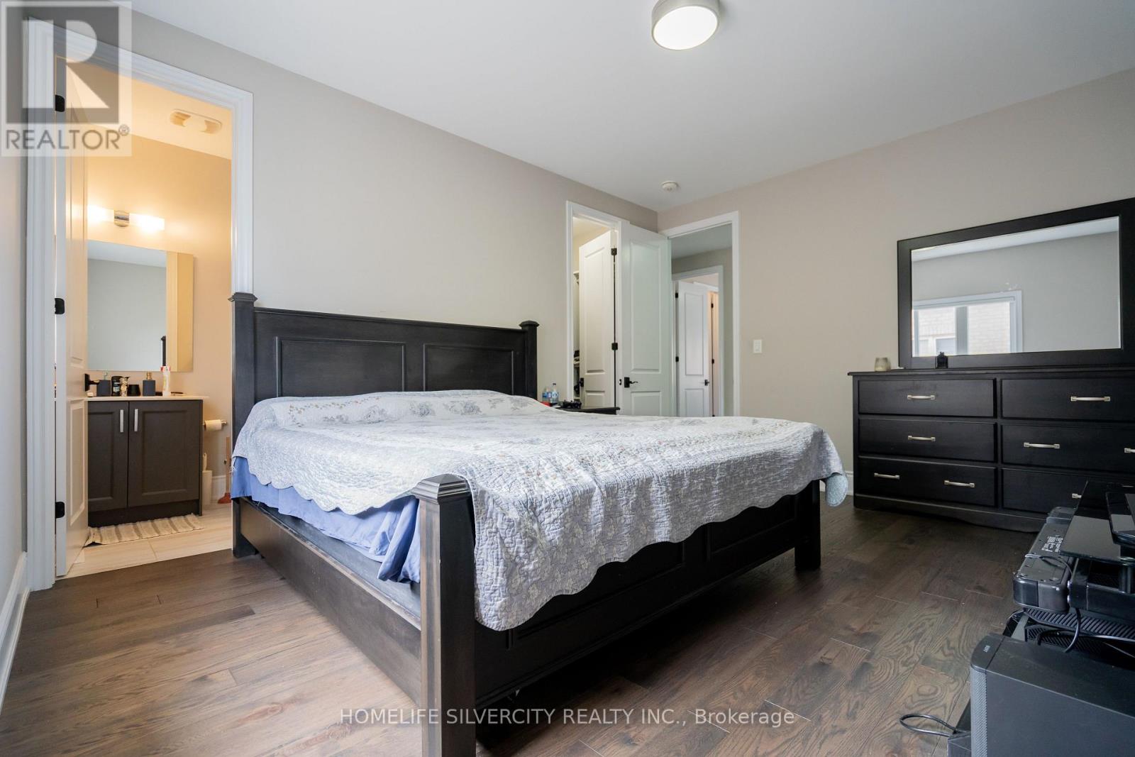 15 Moonstruck Street Ne, Caledon (Caledon East), Ontario  L7C 3A3 - Photo 25 - W12343232