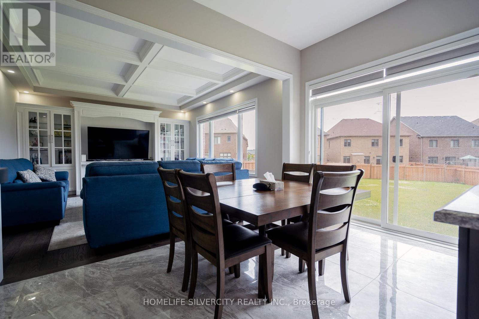 15 Moonstruck Street Ne, Caledon (Caledon East), Ontario  L7C 3A3 - Photo 9 - W12343232