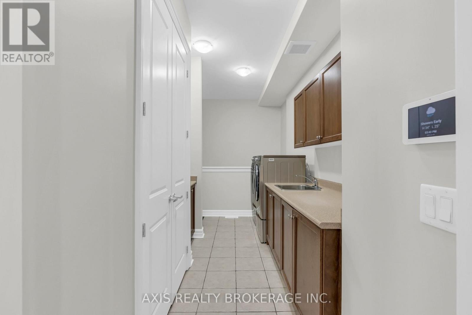 48 Kelways Circle, Brampton, Ontario  L6T 0G5 - Photo 23 - W12343248