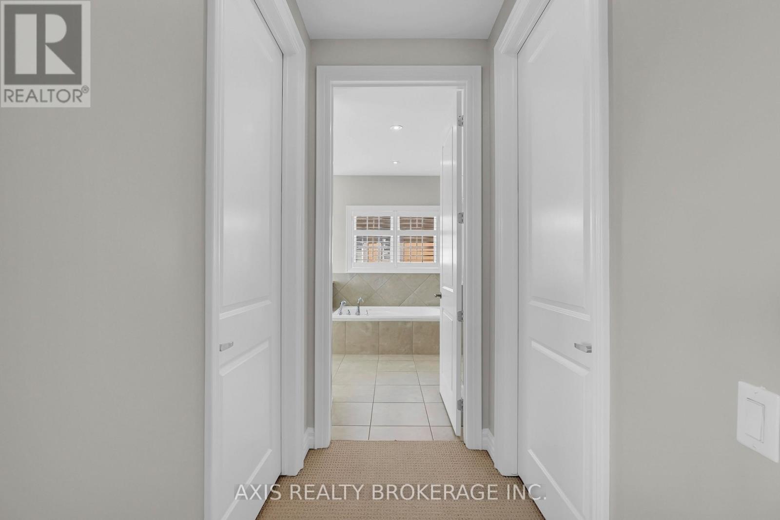 48 Kelways Circle, Brampton, Ontario  L6T 0G5 - Photo 29 - W12343248
