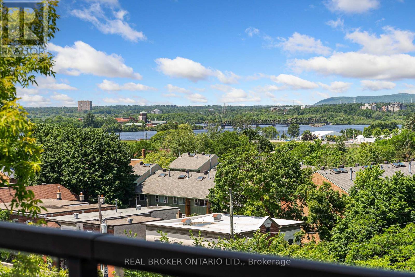72 Upper Lorne Place, Ottawa, Ontario  K1R 7G9 - Photo 11 - X12343257