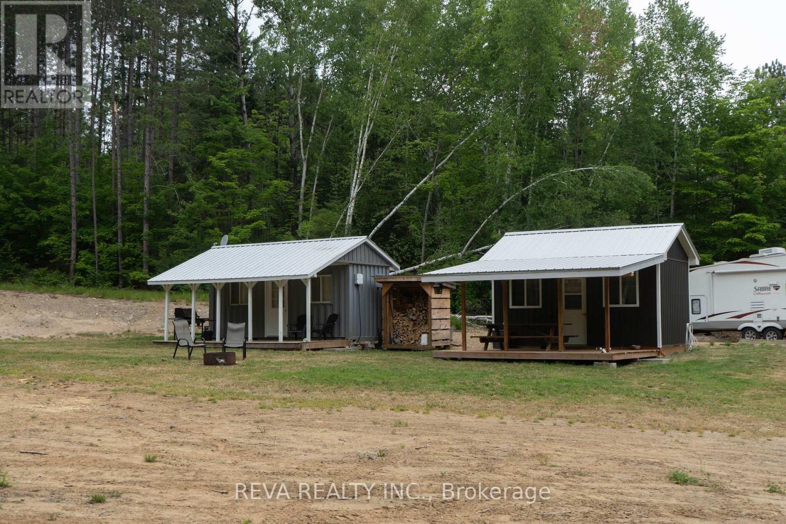 219 ELGIN ROAD, Hastings Highlands, Ontario