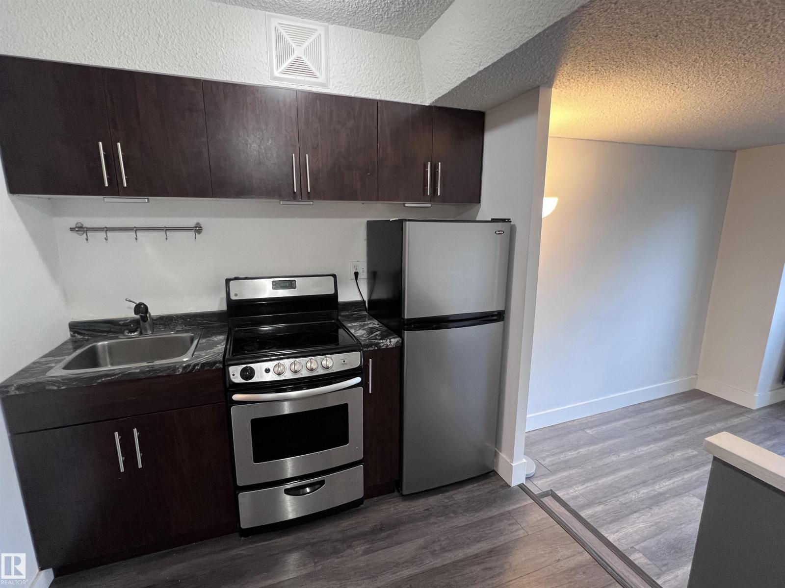Property at #425 10160 114 ST NW NW image 3