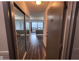 #425 10160 114 ST NW NW Wîhkwêntôwin